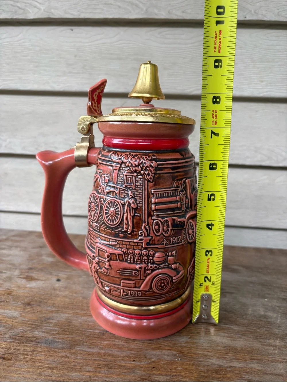 1989 Avon Tribute to American Firefighters beer stein, crafted in Brazil.